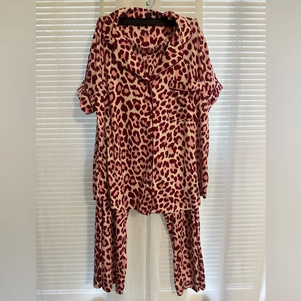 kate spade M Blush Pink Burgundy Leopard Animal Print Short Sleeve Pants PJ Set